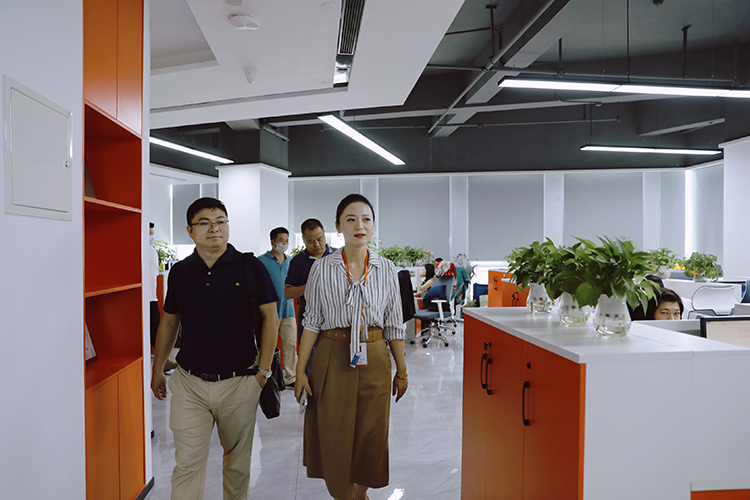 爱游戏(中国)集团