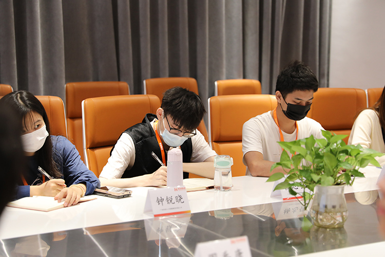 爱游戏(中国)集团