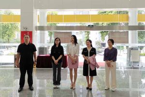 欢乐共创，“媒”好未来｜爱游戏(中国)集团与番禺区融媒体中心互访交流