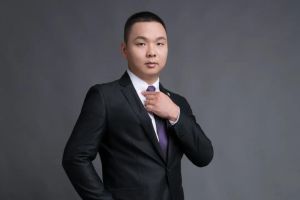 心系公益，善行致远 | 爱游戏(中国)集团董事长“慈善达人”罗宁弟获官