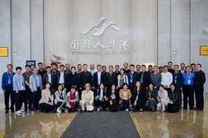 陕西省工业和信息化厅一行领导莅临爱游戏(中国)集团考察参观