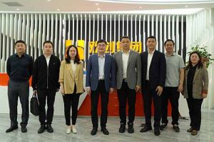 南沙区委常委、组织部部长张家炳率队莅临爱游戏(中国)集团参观考察